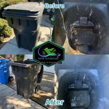 Trash Bin and Concrete Cleaning 5