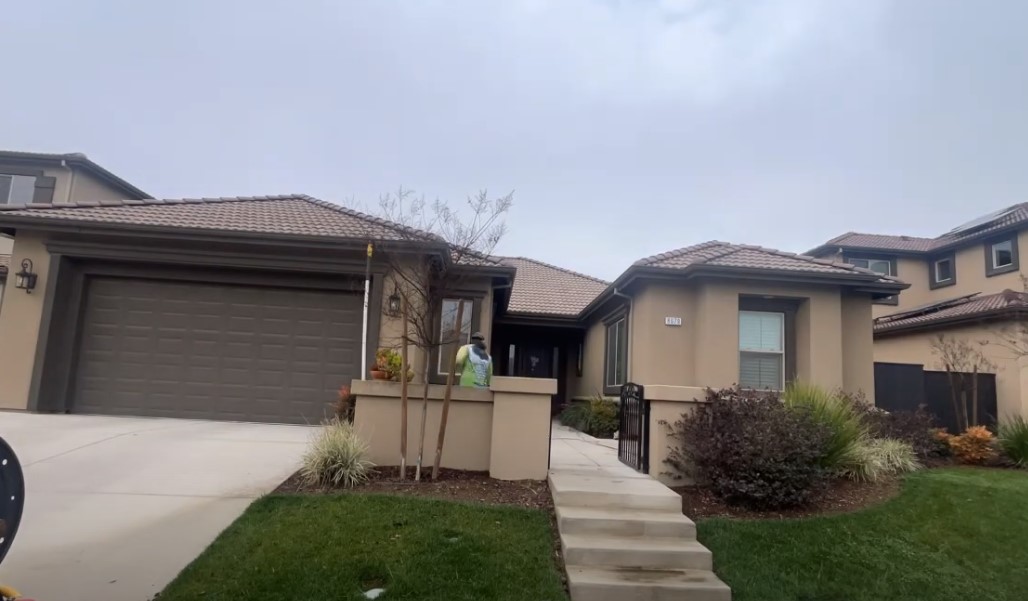 Gutter Cleaning in Hilmar, CA