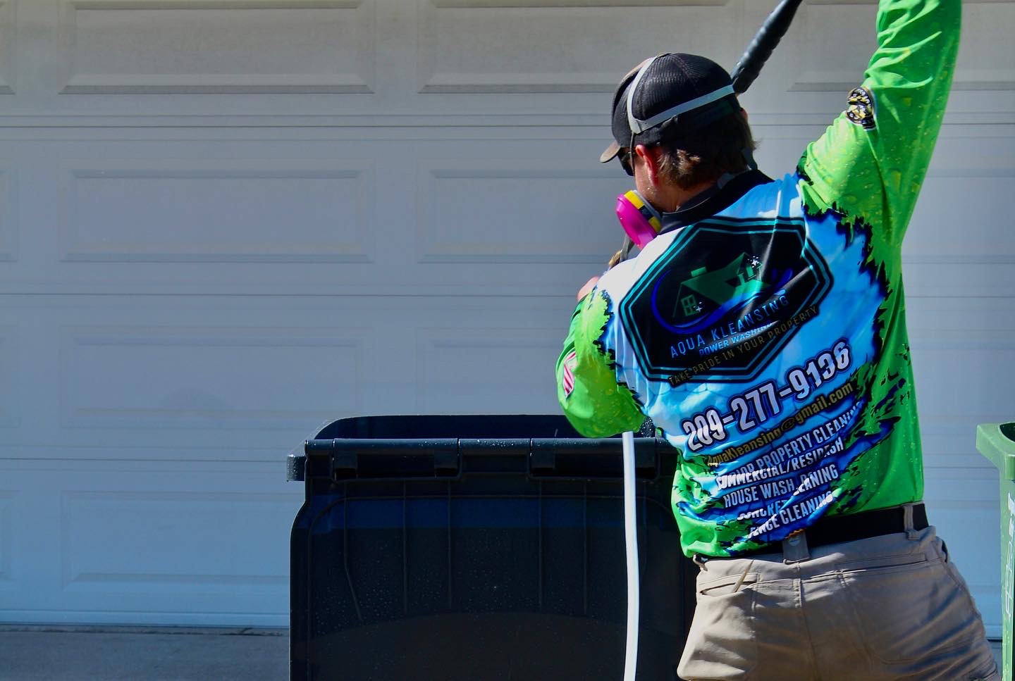 Trash Bin Cleaning in Ceres, CA 1